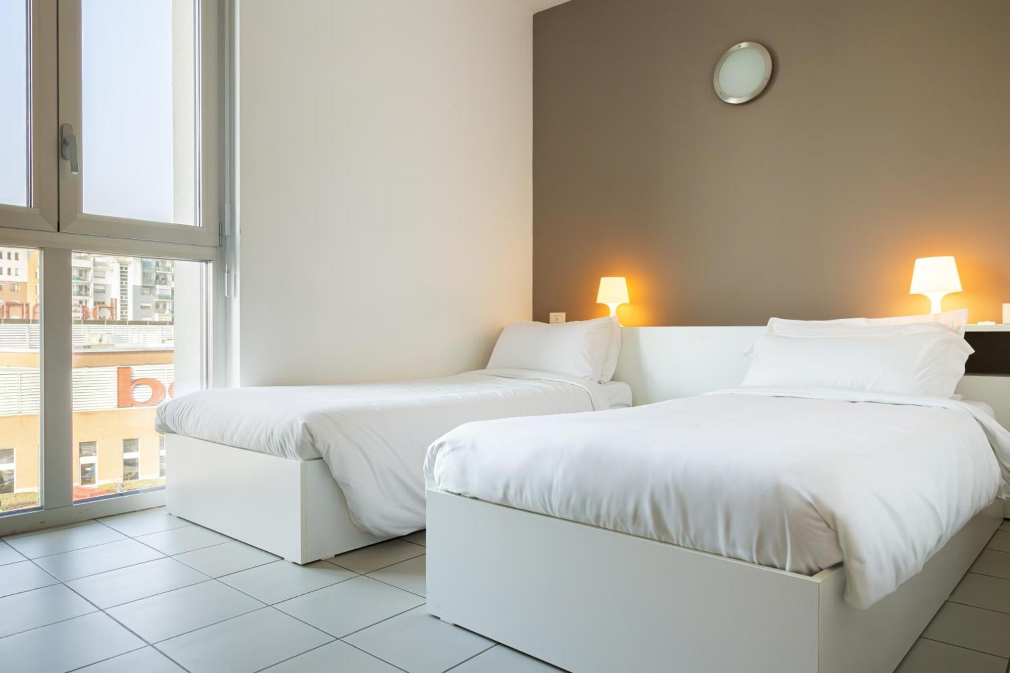 Hotel Campus Sanpaolo トリノ エクステリア 写真