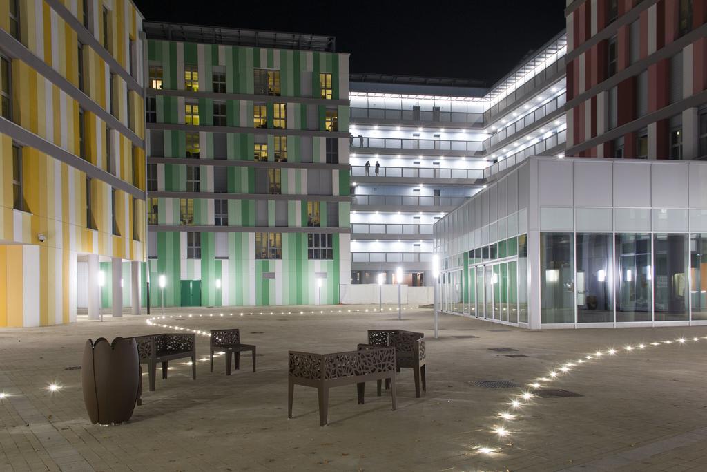 Hotel Campus Sanpaolo トリノ エクステリア 写真