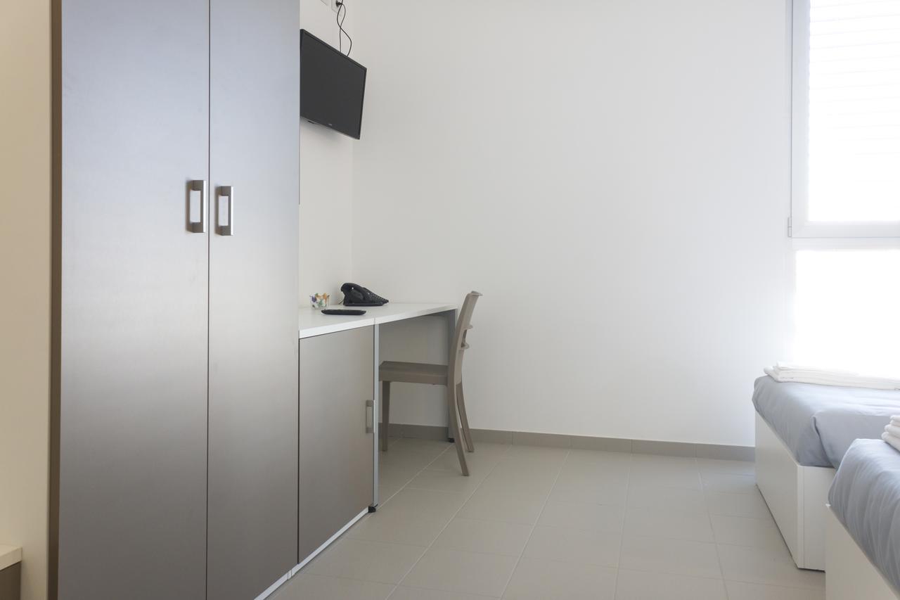 Hotel Campus Sanpaolo トリノ 部屋 写真